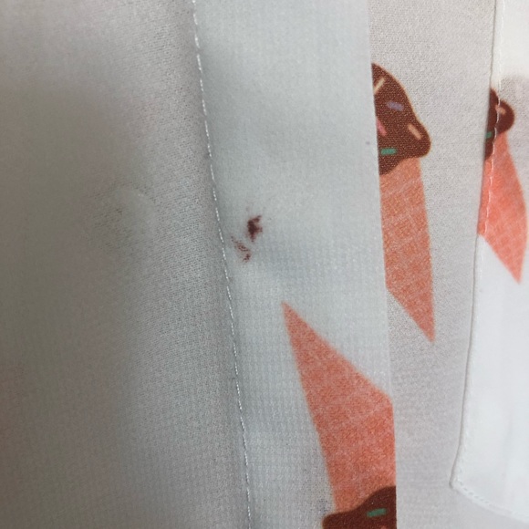 Unique Vintage button-down blouse ice cream print - Picture 6 of 6